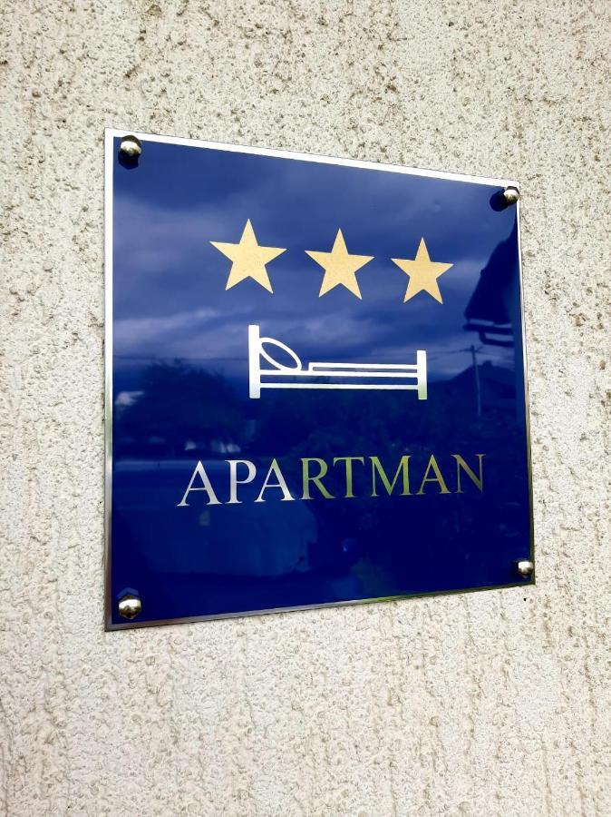 Apartamento Lika Story Josipdol Exterior foto