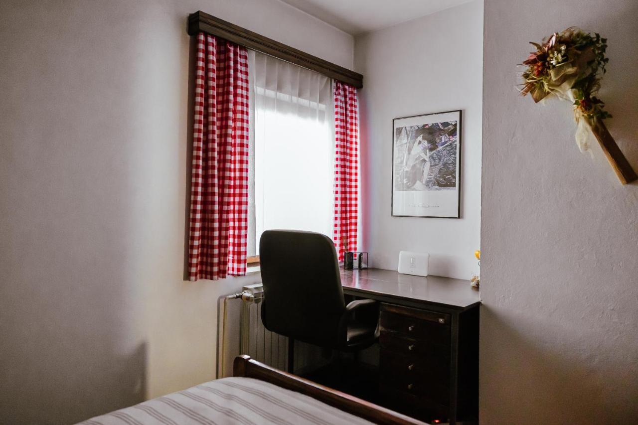 Apartamento Lika Story Josipdol Exterior foto
